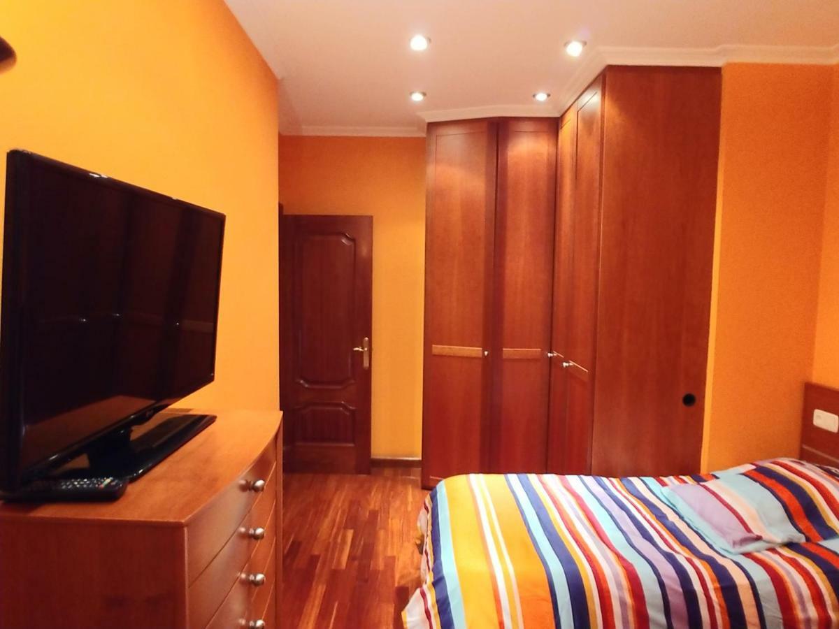 Hogar, A Modo De Hotel Gijón Exterior foto